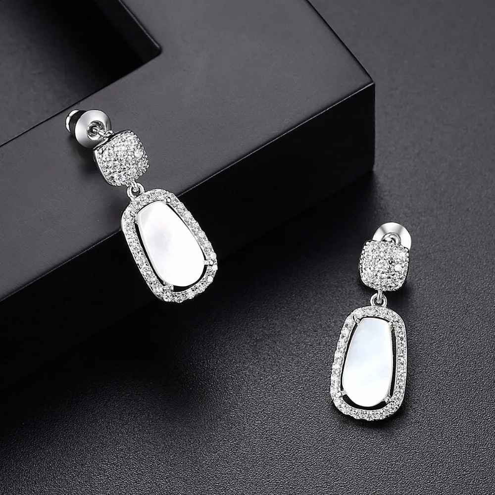 LUOTEEMI Geometric Natural Shell Crystal Elegant Pendant Earrings Womens Handmade Retro Wedding Party Brincos 240810