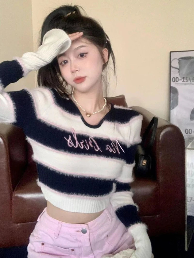Deeptown Y2K Vintage Striped Cropped Sweater Women Harajuku Kpop Slim Long Sleeve Pullover Korean Contrast Knitwear Tops Jumper 240812