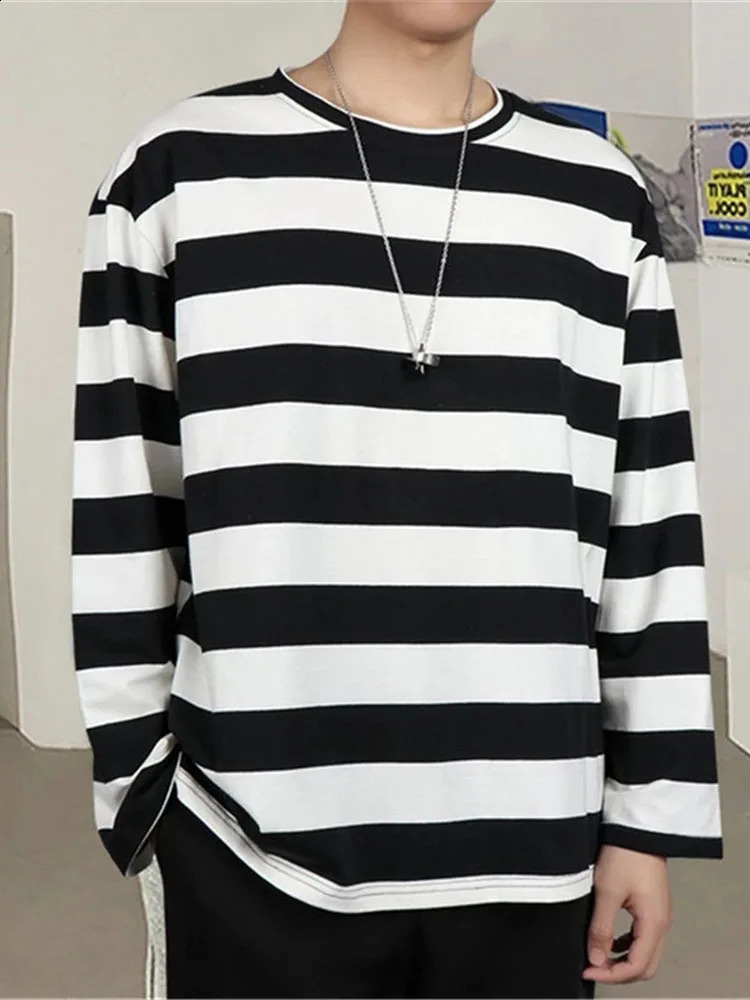 Ultra fine striped Tshirt womens Gothic top loose zipper spring long sleeved Harajuku couple 240812