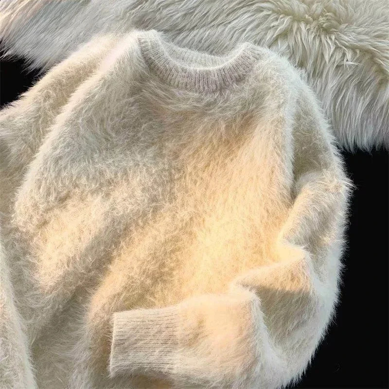 Simple Plush Solid Color Sweater for Men and Women Lazy and Loose Style Versatile and Warm Personalized Round Neck Knit Clothes 240809