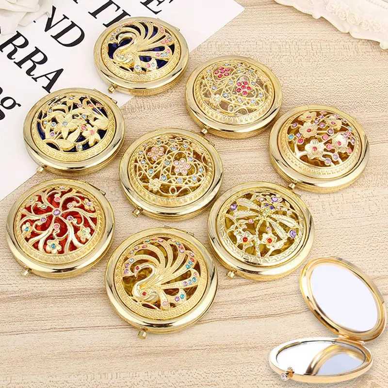 Cute Fashion Women Folding Pocket Mirror Round Compact Double-Sided Crystal Hollow Makeup Mirrors Espejos De Bolsillo MujerXJ240813