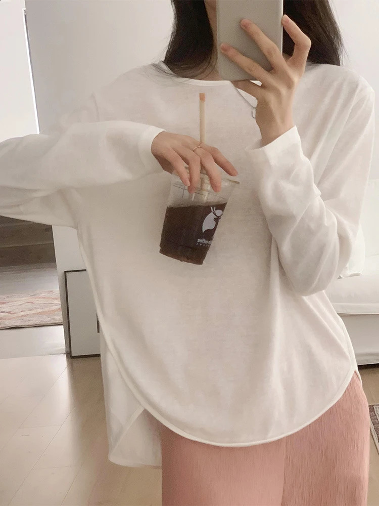 ULXH Korean Fashion Solid Womens Tshirt Casual Oneck Long sleeved Loose Top AutumnWinter 240812