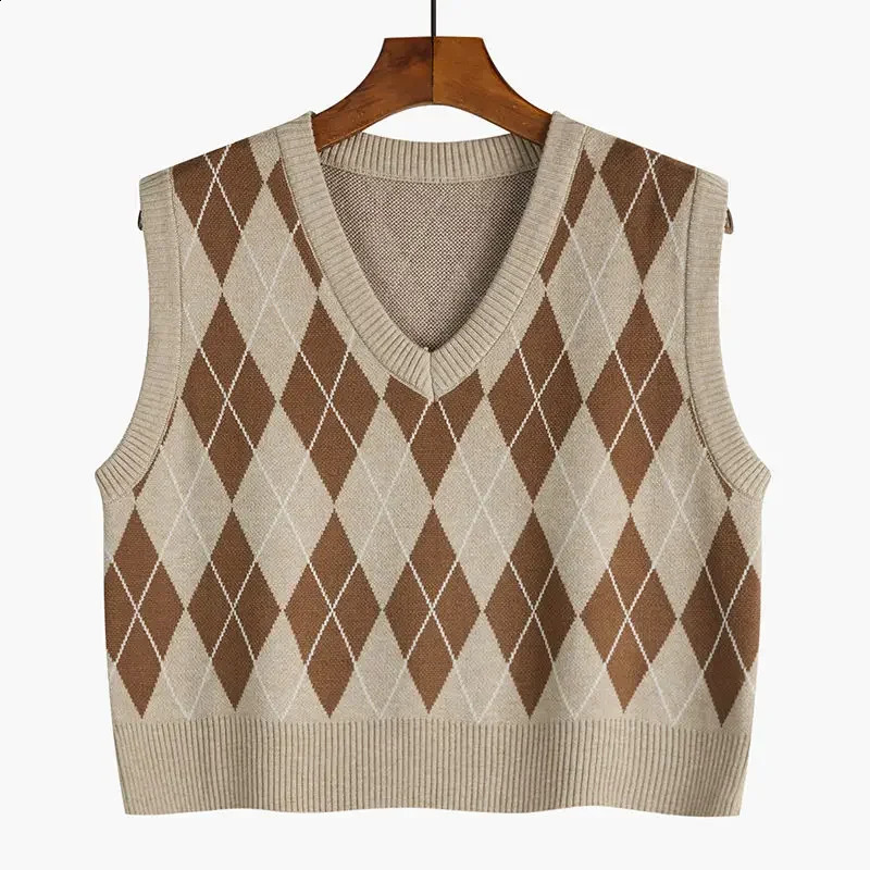 V Neck Pullovers Pull Femme Vintage Harajuku Argyle Sleeeveless Sweaters Women American Preppy Style Knitted Short Tops 240812