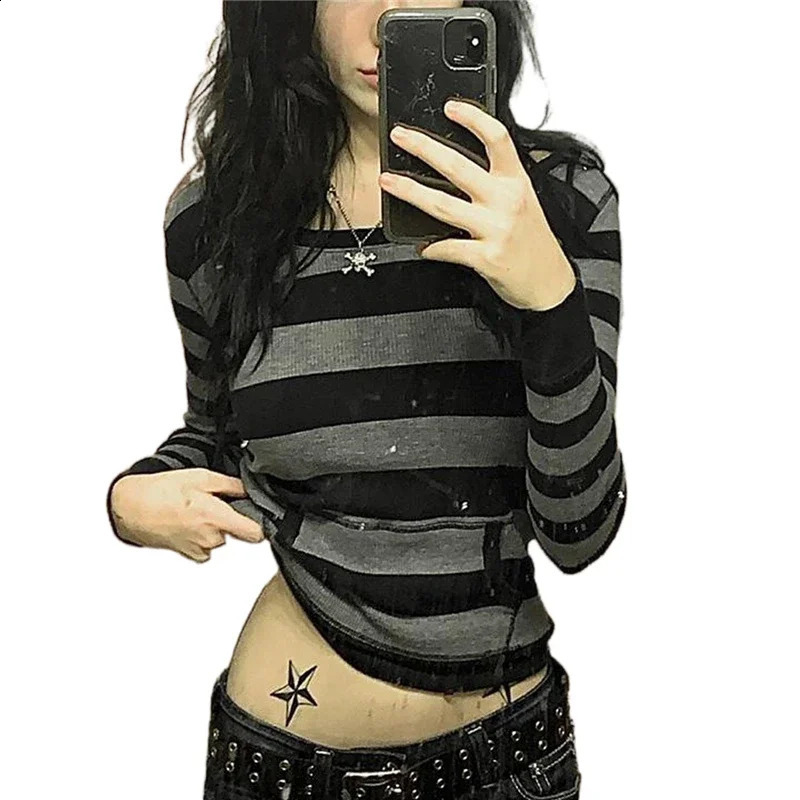 Allukasa Hoodie Women Sweatshirt Top with Pocket Goth Hip Hop Hooded Long-sleeved Tops Harajuku Clothes Punk Style Streetwear 240812