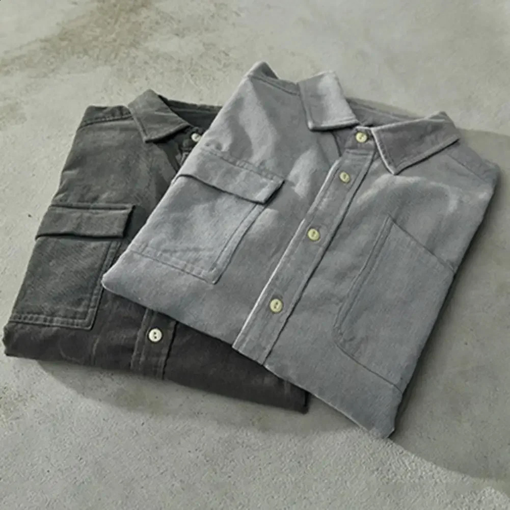 Mens shirt mens Corduroy cargo workwear with chest pocket collar solid color long sleeved cardigan suitable for outdoor use 240812