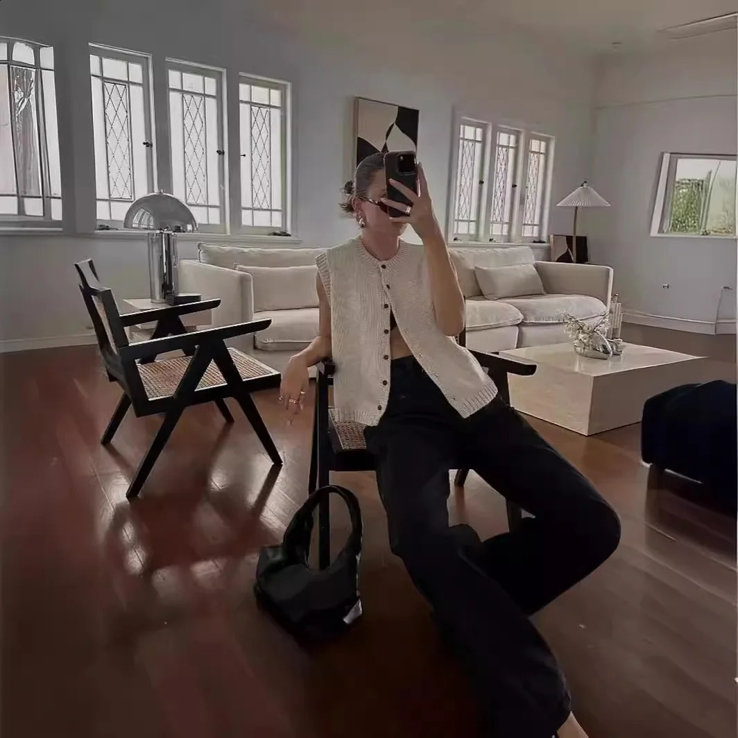 Summer Knitted Cardigans Women Elegant Fashion Button Sleeveless Tops Solid Basic Casual Loose Vacation Holiday Vests Gray 240813