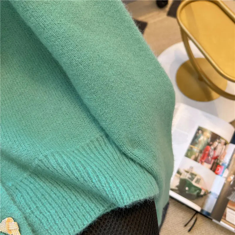 Knitted Cardigan womens Autumn Winter Korean Loose Solid Color Round Neck Sweater Coat Fashion Elegant Cardigans 240813