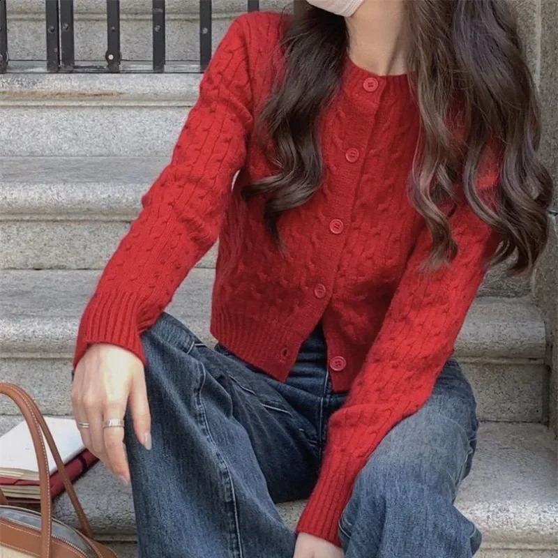 Korean Fresh Chic Solid Cable Knit Sweaters Women Preppy Style All-match Long Sleeve Cardigan O-neck Single Breasted Jumper 240812