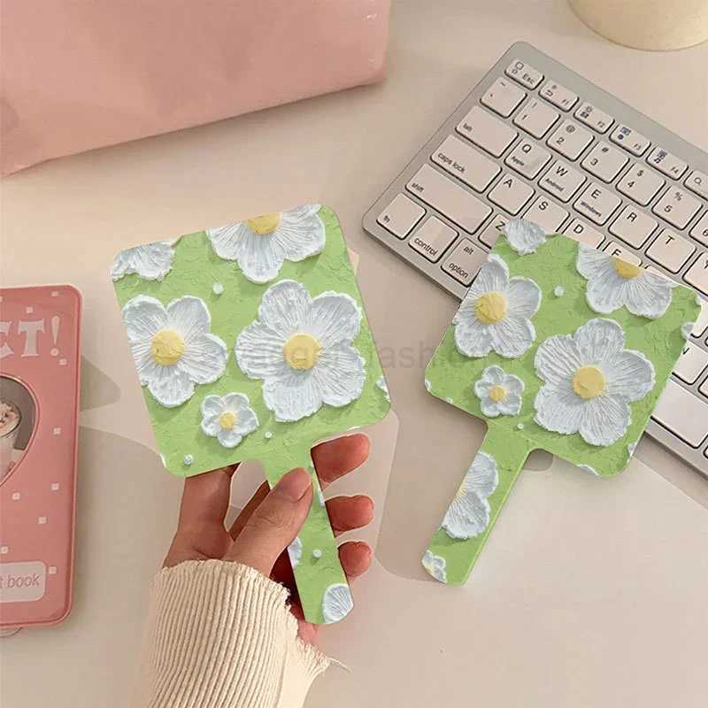 Portable Oil Painting Art Pattern Hand-Held Makeup Mirror Travel HD Vanity Mirror Women Cosmetic Beauty Tools Desktop OrnamentsXJ240813