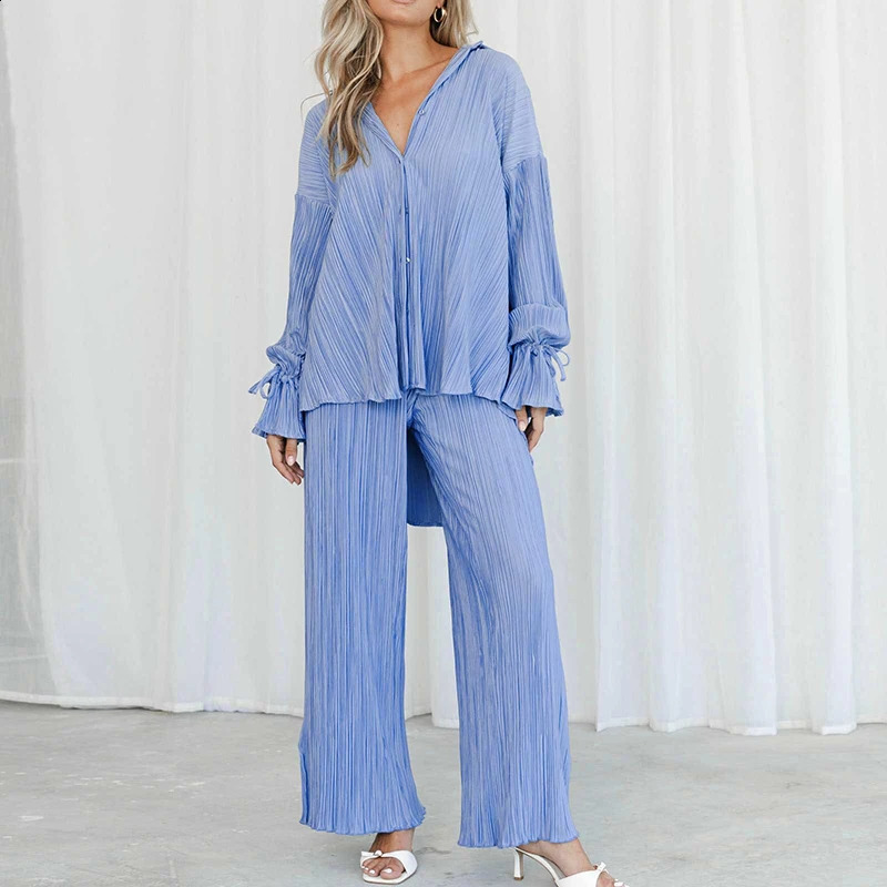 Fashionable pleated womens set long sleeved oversized shirt wide leg pants autumn elegant track and field suit twopiece 240809