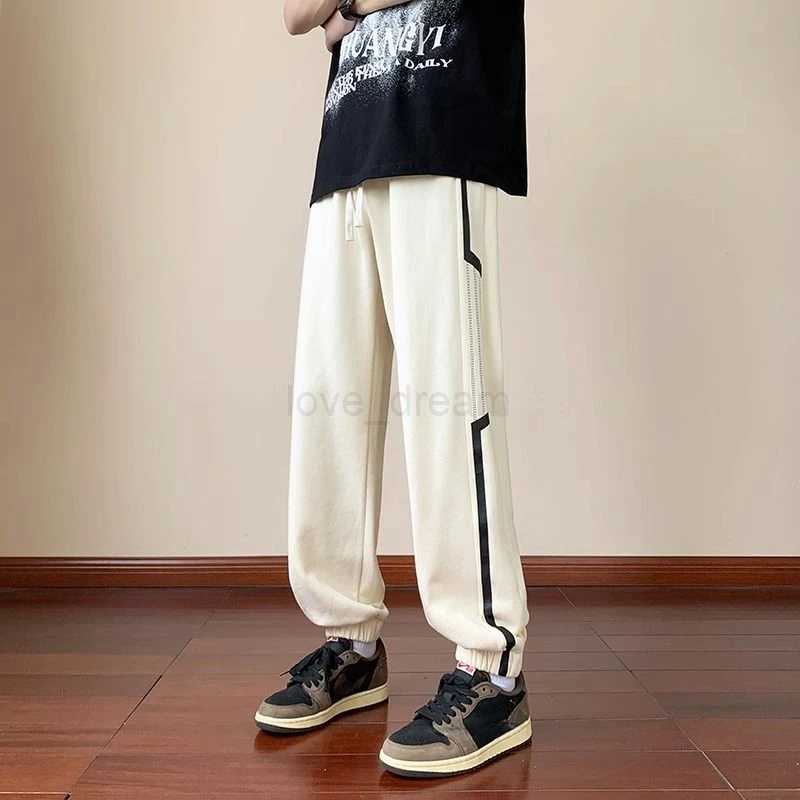 Mens Sweatpants Harem Wide Leg Male Sports Pants Striped Young Designer Sport Tracksuit Bottoms Slacks Comfortable Stylish Y2kXJ240813