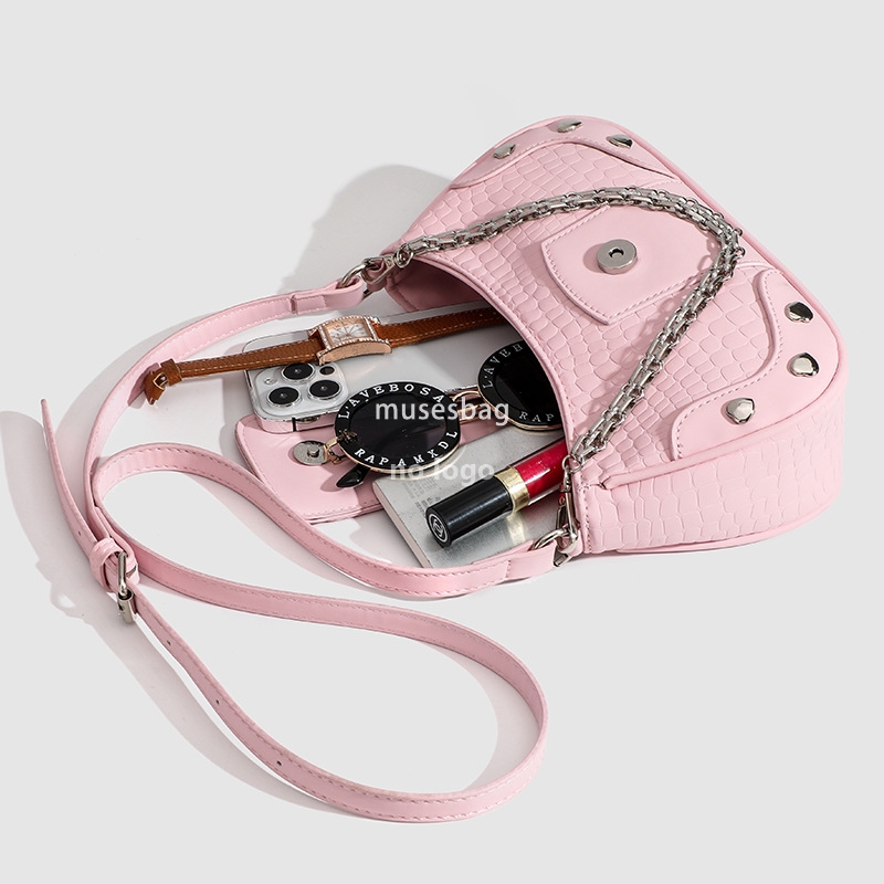 Women's Underarm Bag High Quality Mini Underarm Bag with Zipper Single Shoulder Crossbody Bag Multi Color Chain Love Leather Women's Bag Sui