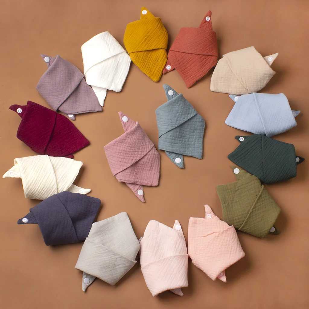 Bibs Burp Cloths New Thin Baby Gauze Triangle Towel with Double-layer Snap Closure Newborn Bib Baby Saliva Towel Baberos Beb BibL4812