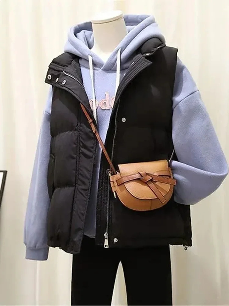 Vest for Women Winter Vest Black Short Korean Stand down Cotton Waistcoat Casual Loose Sleeveless Outwears 240813
