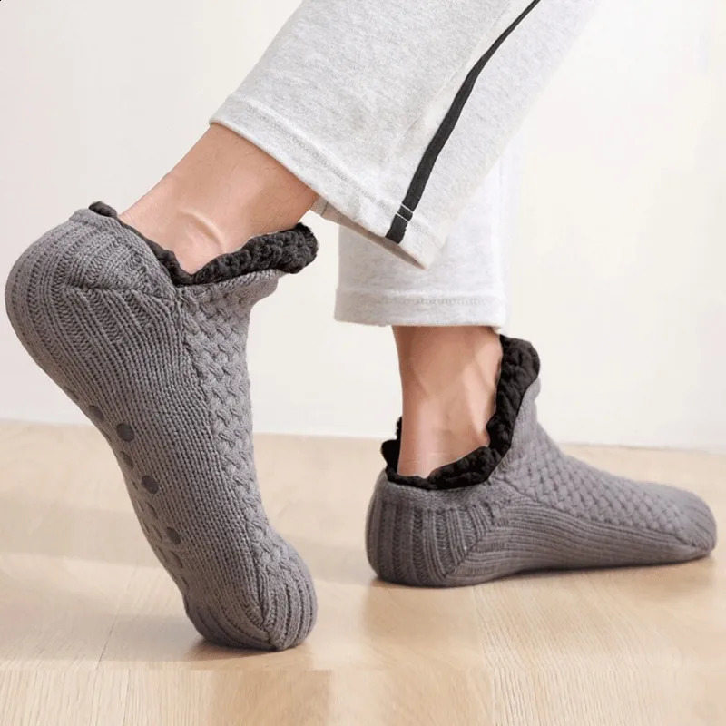 Winter Indoor Home Socks for Women and Men Warm Velvet Thick Floor Socks Plush Soft Slippers Adults Bottom Glue Sock 240812