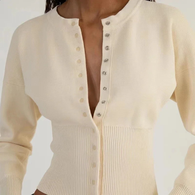 Lace knitted cardigan Tshirt long sleeved womens slim fit Oneck crop top button Korean fashion sweater 240812