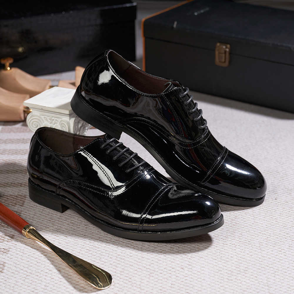 CMM Mens Business Leather Shoes Top Layer Cowhide Patent Leather Party Shoes Highend Handmade Mens Shoes
