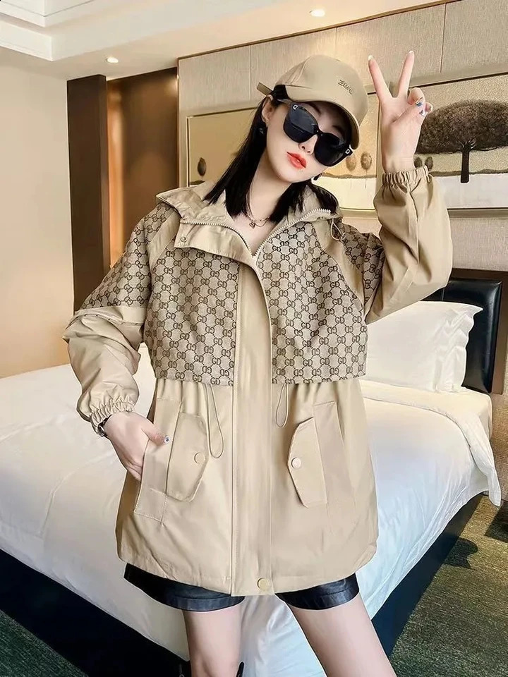 Womens Hooded Trench Coat Workwear Jacket Korean Loose Windbreaker Female Casual Outerwear Large Size Spring Autumn 240812
