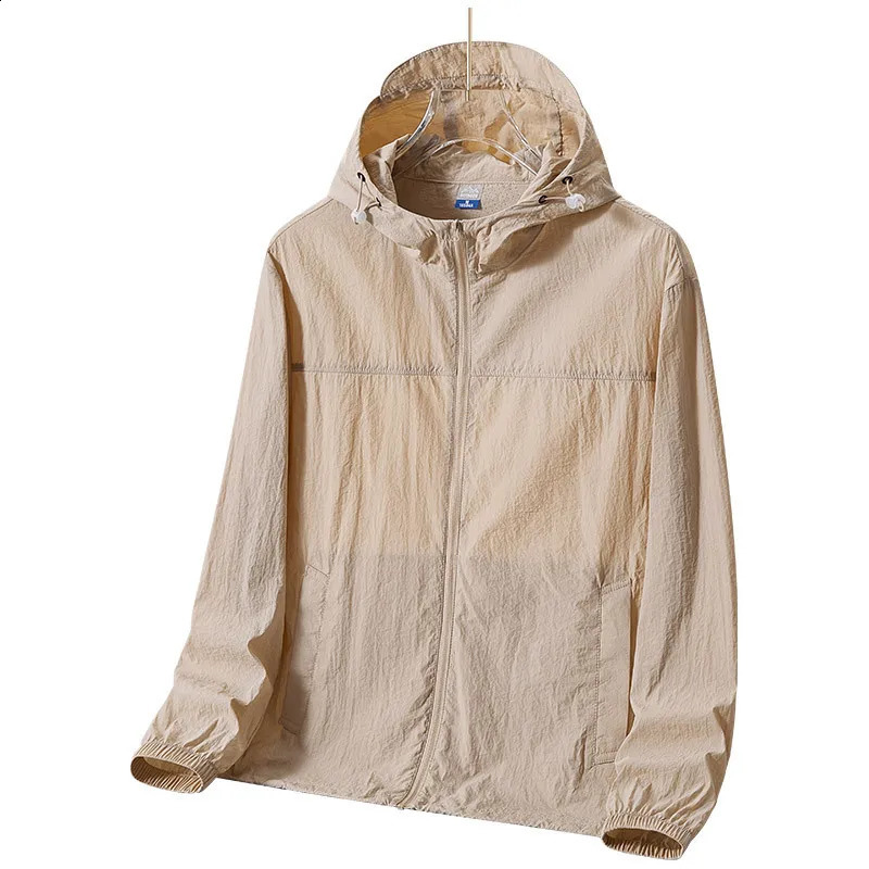 Mens ultrathin waterproof clothing for summer casual loose fast drying breathable lightweight hooded sports windproof machine 240812