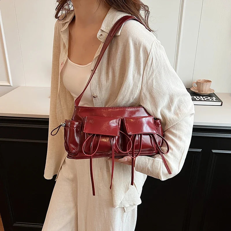 Y2K Korean Fashion Underarm Shoulder Bag Red Silver Female Pu Leather Armpit Chain Handbag Tote Clutch High Capacity 240812