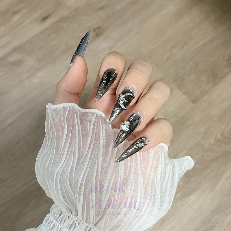 Handmade Punk Dark Long Stiletto Press on Nails Wearable Artificial With Art Full Cover Manicuree Rhinestone False Tips 240810