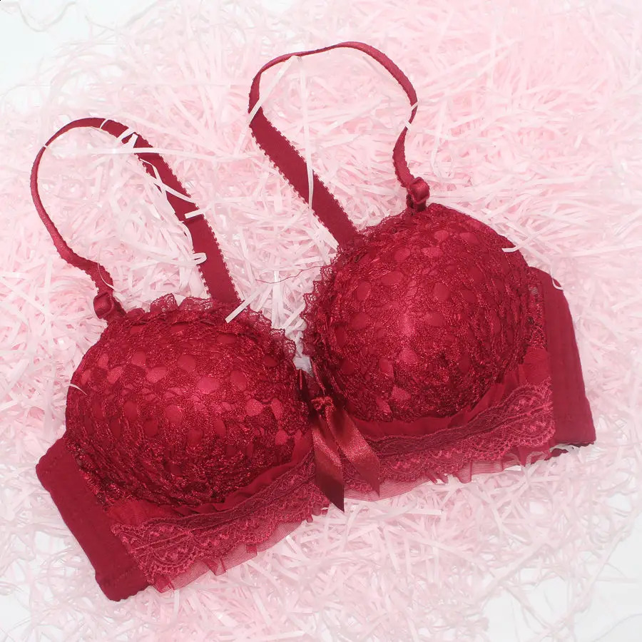 Sexy French Korean Bra Set Lace Gather Underwear Thin 34 Cup Adjustable Push Up Big Size 70-85 AB White Lingerie Sets 240812