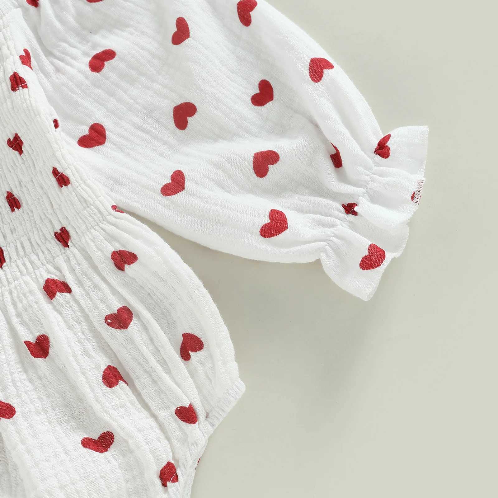 Baby Girls Valentines Day Romper heart-shaped printed long sleeved boat neck jumpsuit for babies autumn and winter tight fitting clothes W240812