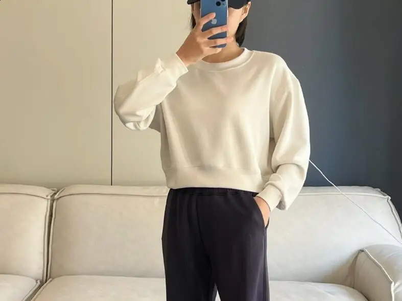Women Tops Clothing Crew Neck Pullover Comfortable Simplicity Solid Color Crew-neck Pullover Long-sleeved Hoodie Gym Tops 240807