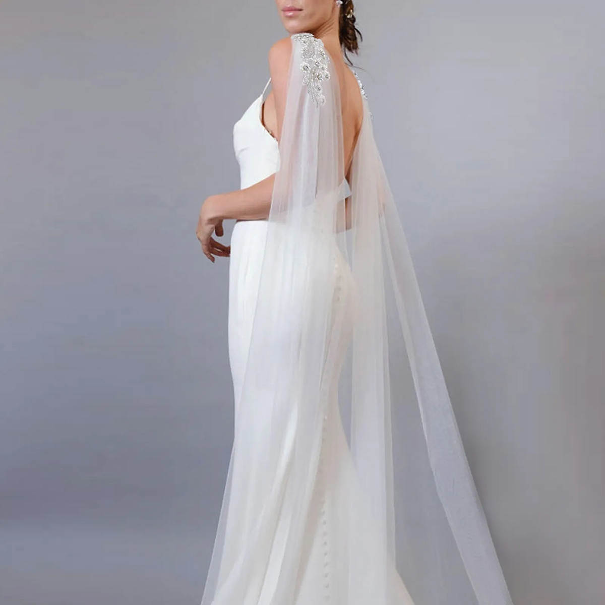 Simple Long Wedding Wrap Beading Crystal Appliques Pearls Tulle Sleeveless Bride Shawl For Strapless Bridal Dress High Quality