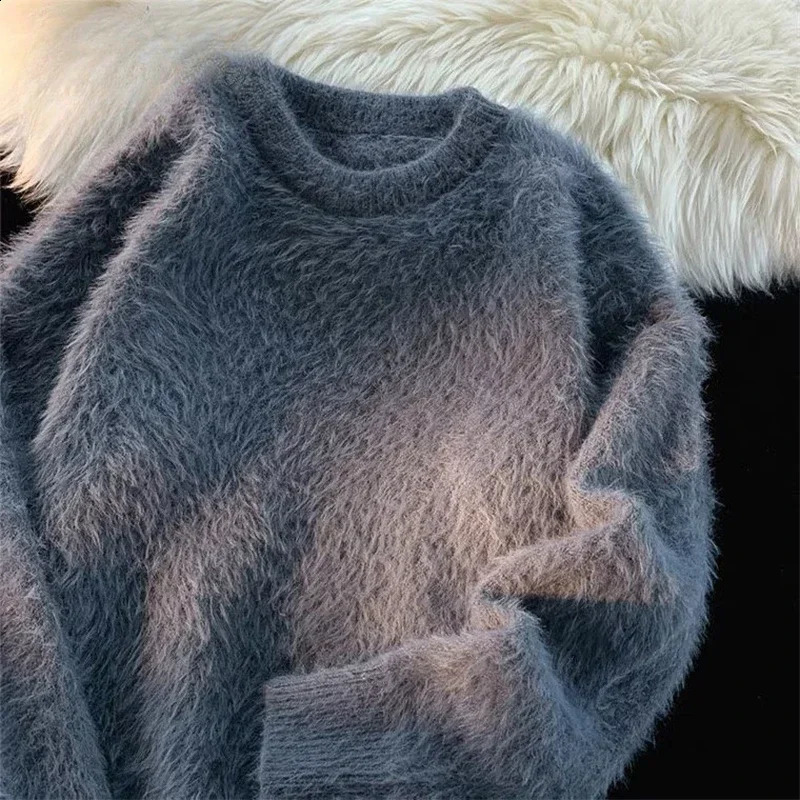 Simple Plush Solid Color Sweater for Men and Women Lazy and Loose Style Versatile and Warm Personalized Round Neck Knit Clothes 240809