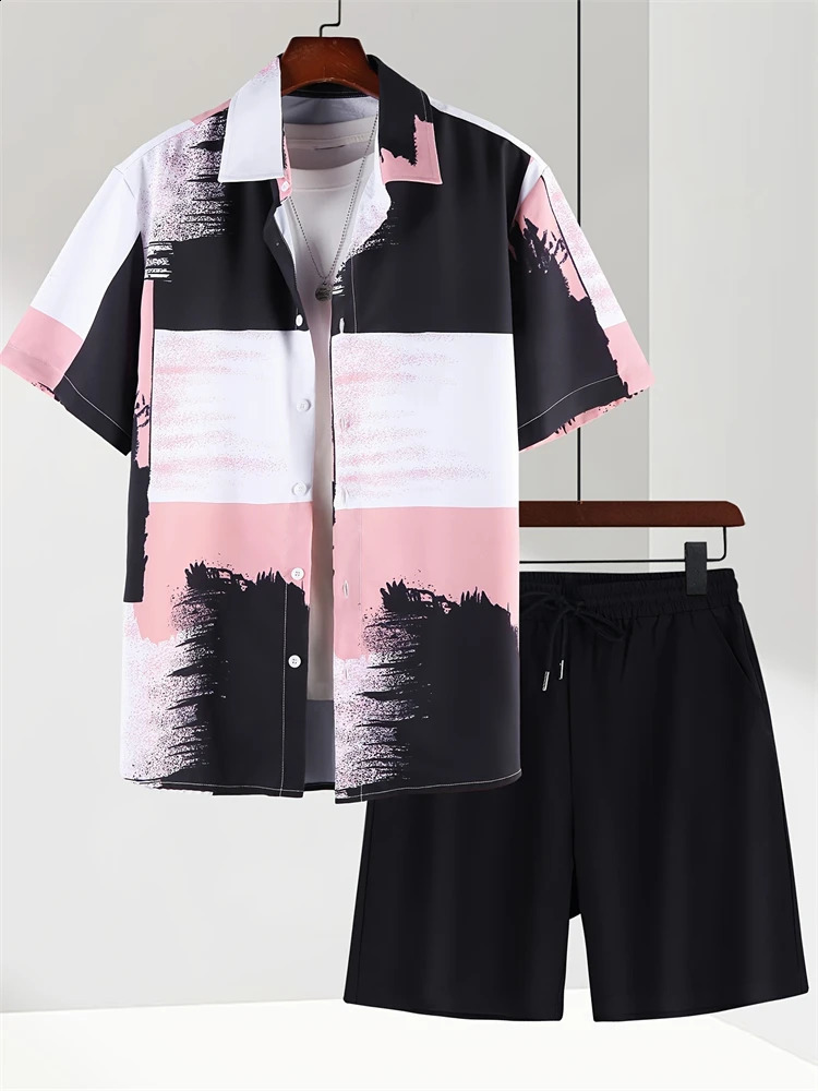 Retro ethnic striped printed mens short sleeved street fashion summer casual shirt and beach shorts set 240812