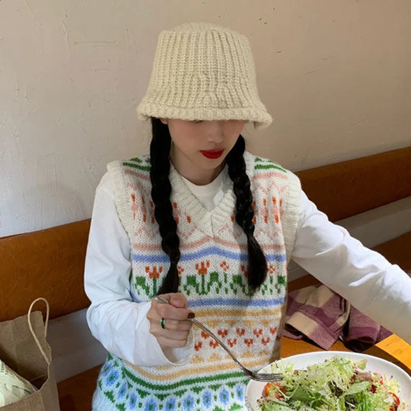Sweater Vests Women Preppy Sweet Style Lovely Ladies Autumn Knitwear Y2k Fashion Light Soft Cozy Harajuku Holiday Slim All-match 240812