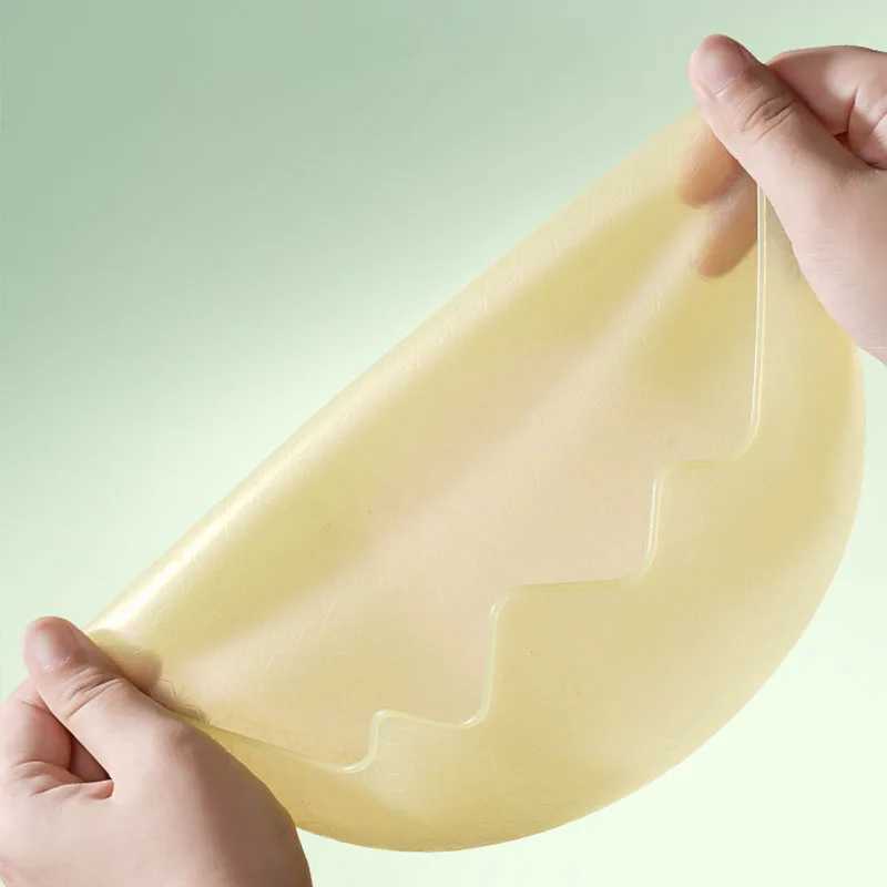 Bibs Burp Cloths Baby Silicone Bib Baby Waterproof Bib Solid Color Adjustable Portable Easy To Clean Children Burp Towel Newborn AccessoriesL4812