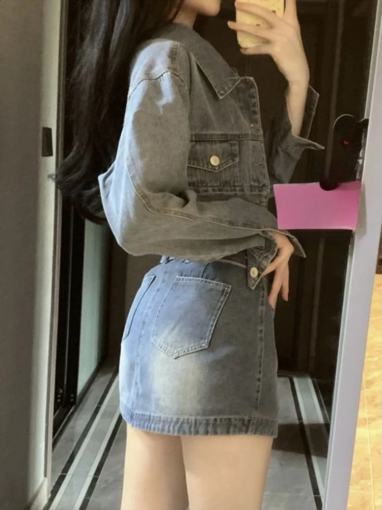 Vintage Denim Suit Woman Slim Casual Short Cardigan Sexy Bodycon Y2k Mini Skirt Elegant Korean Fashion Set 2024 Spring Chic 240812
