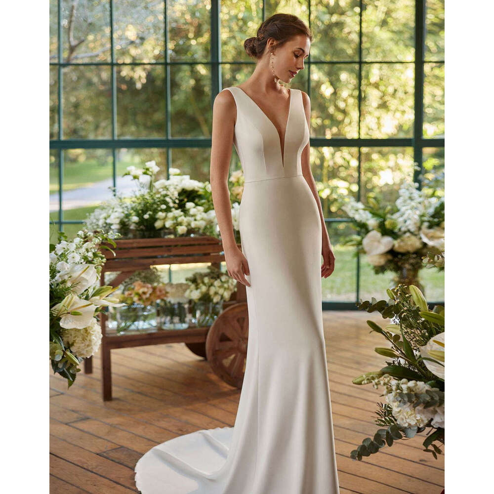 New Arrival Sheath Gown Wedding Dresses Satin V Neck Sweep Train Bridal Gowns Plus Vestidos De Novia Custom Size Colour Lz0304