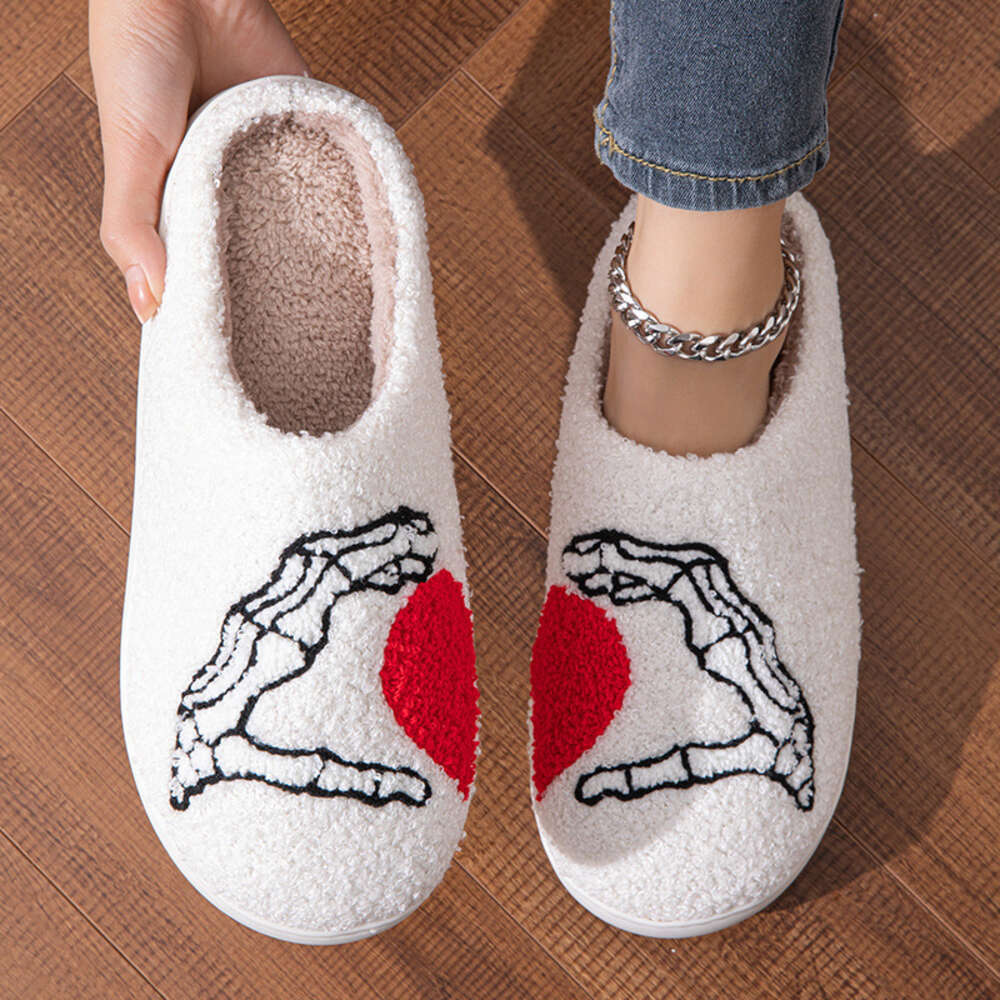 New designer indoor slippers for Valentine's Day TEMU cotton home love slippers outdoor casual cotton cushioned shoes