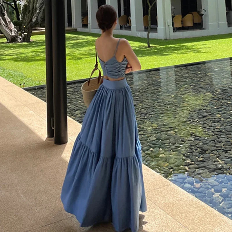 Sexy Two Piece Set 2024 Summer Femme V-neck Slim Fit Short Suspended Tank Top Camis High Waist Large Swing Skirt Denim Sets 240812