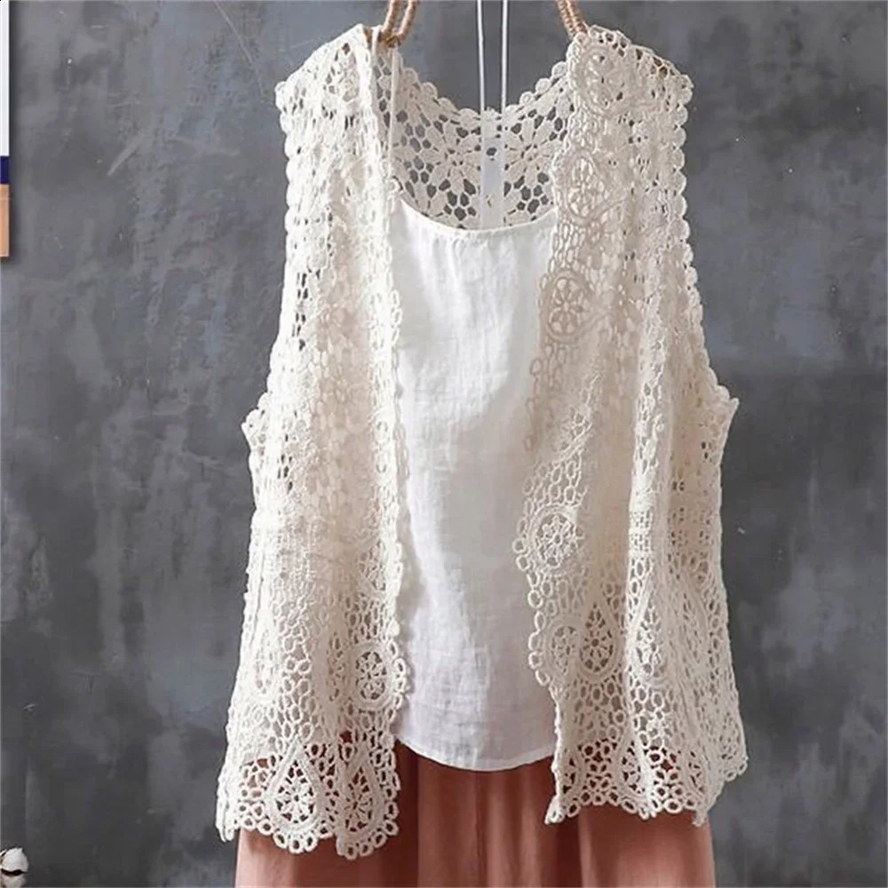 2024 Summer Loose-fitting Cardigan Ladies Air-conditioning Shirt Korean Fashion Hollow Out Knitting Clothing Womens Coat 240813