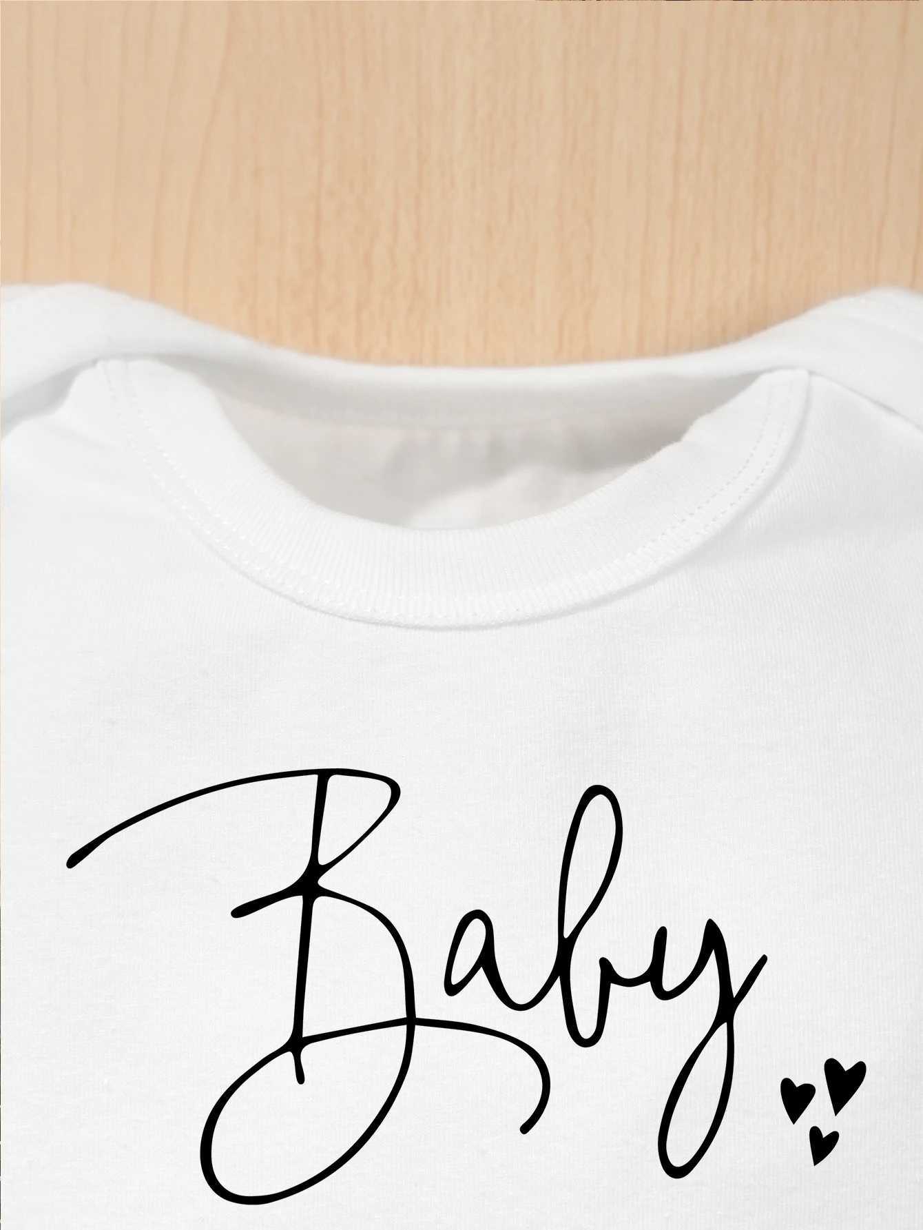 Baby 2024 Tight Clothing Personalized Newborn Clothing Boys and Girls Short Sleeve jumpsuit Christmas Party Baby Clothing W240812