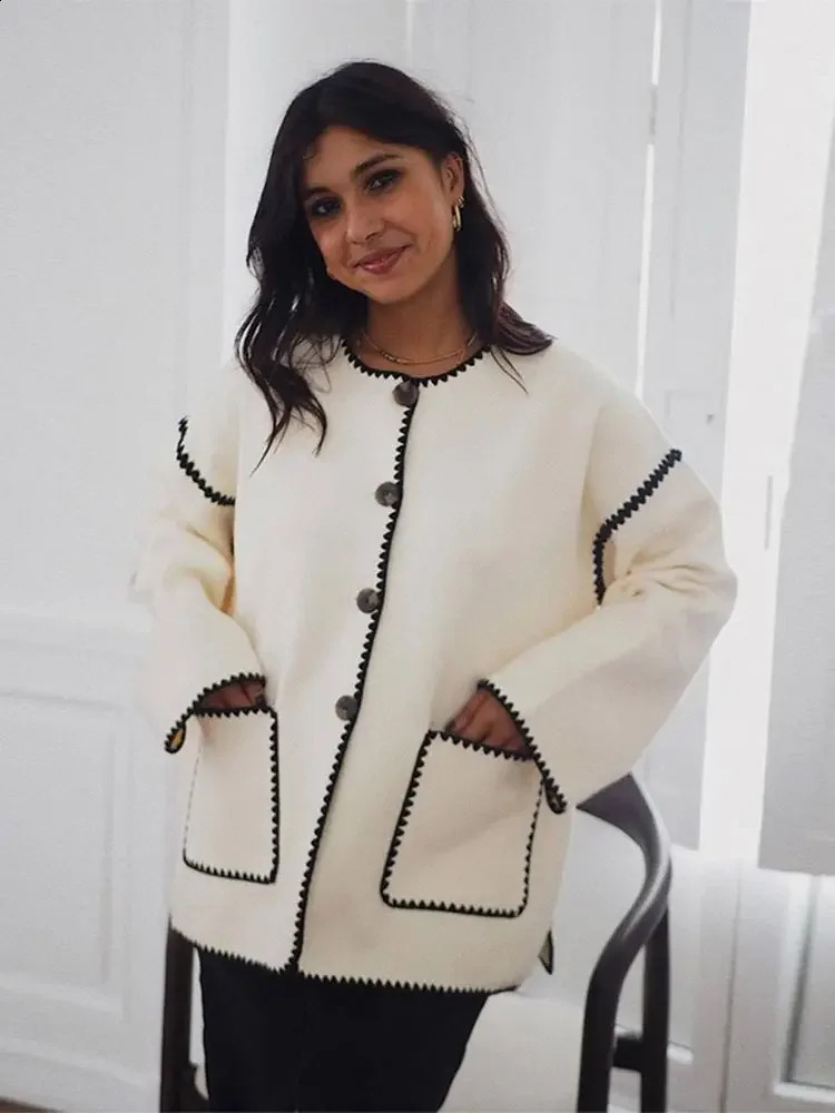 Vintage Color Contrast Tweed Jacket Women Elegant O-neck Long Sleeve Coat Casual All Match Vintage Female Outerwear Tops 240812