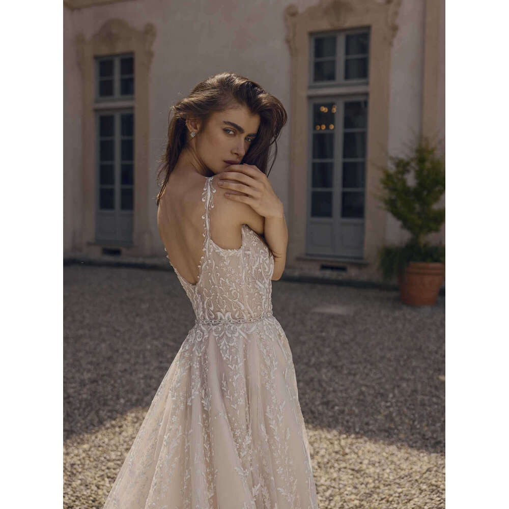 A Elegant E Gown Wedding Dresses Sleeveless Lace Sweep Train Bridal Gowns Big Vestidos De Novia Custom Size Colour s