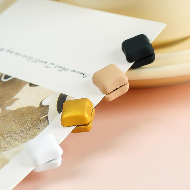 Headscarf fixed square magnetic buckle collar clip magnetic suction buckle brooch silk scarf anti glare magnetic buckle
