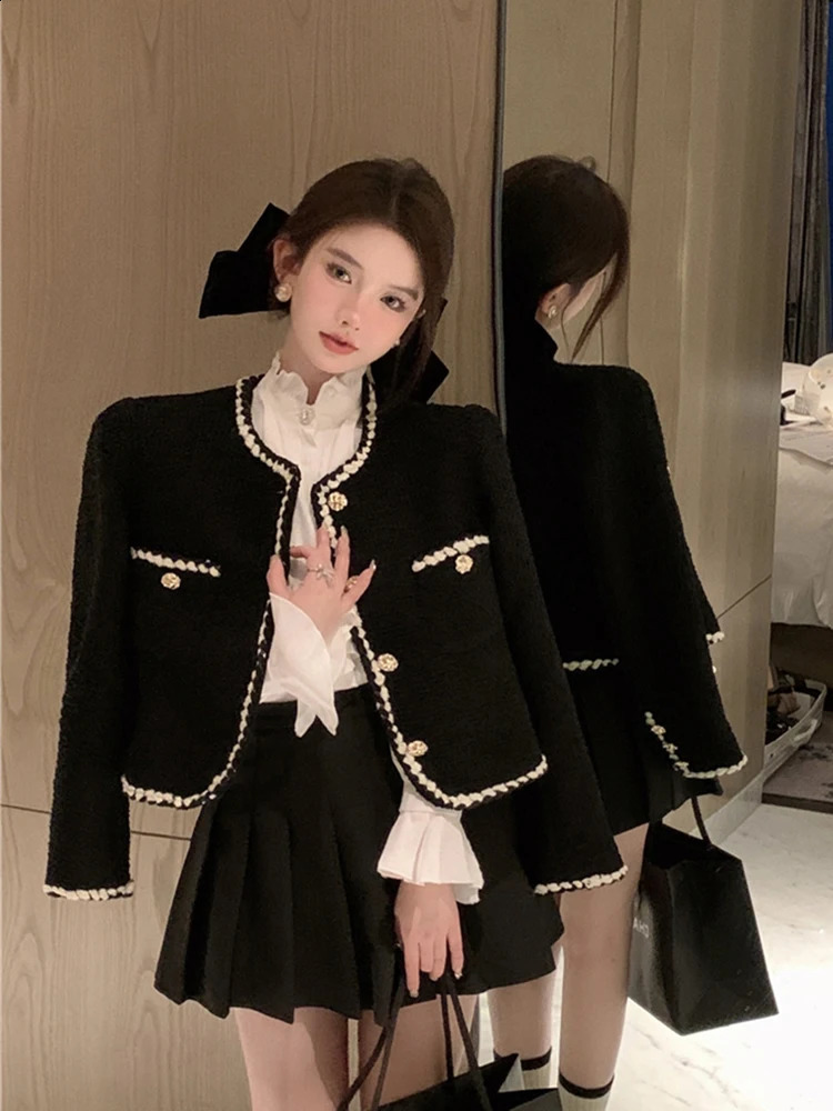 Zoki Japan Sweet Women Tweed Jacket Elegant Buttons Cropped Coat Casual O Neck All Match Female Long Sleeve Vintage Outwear 240812