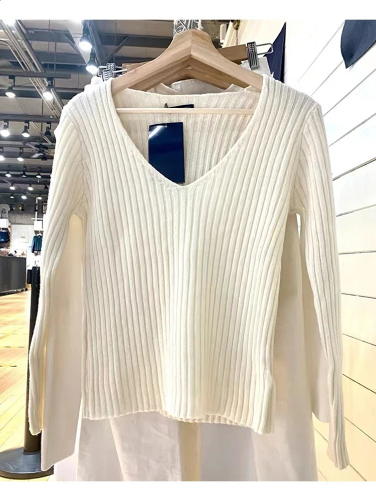 Vintage Solid Knit Long Sleeve Sweaters Women Autumn Sweet V Neck Short Slim Y2k Tops Ladies Harajuku Cute Cotton Sweater 240812
