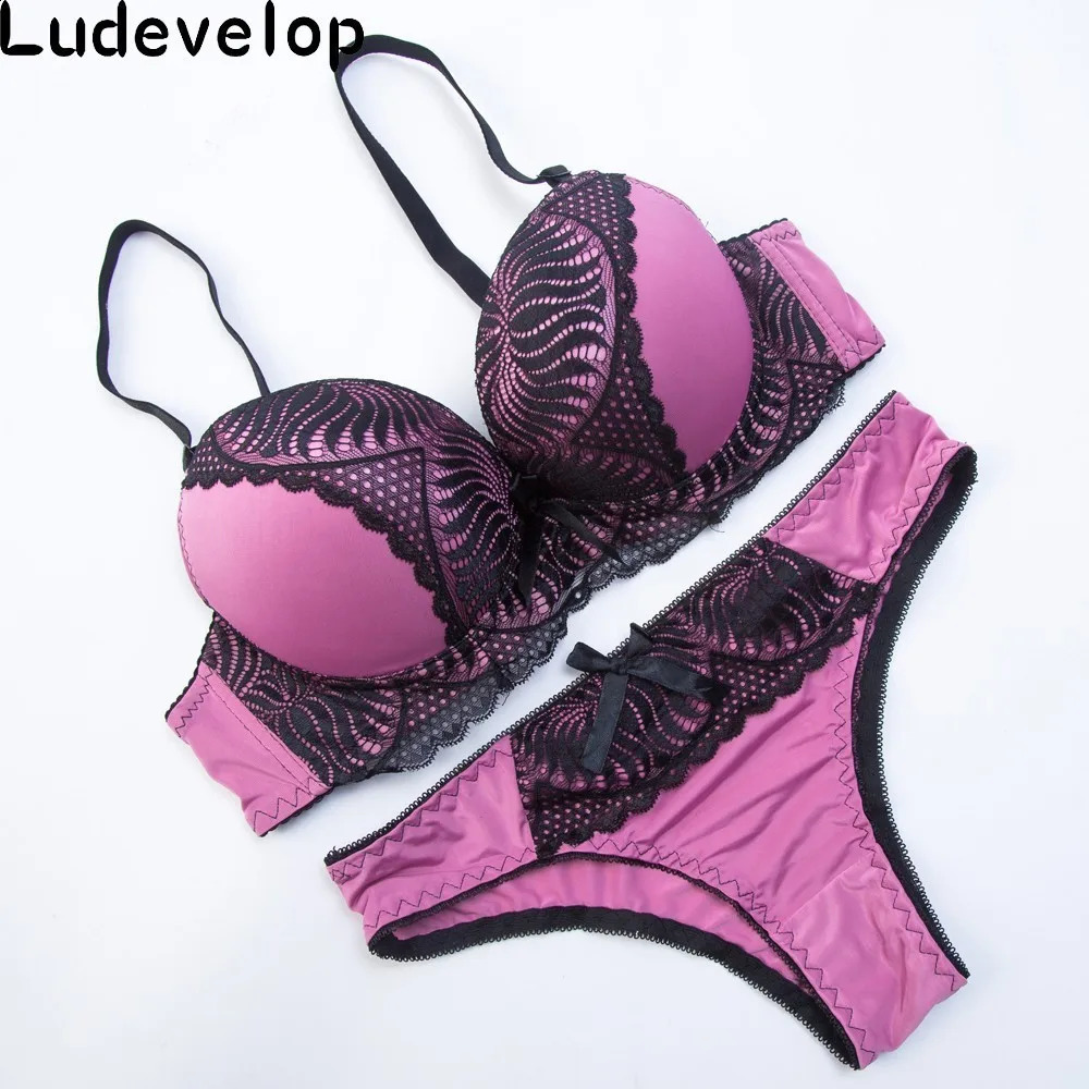 Ludevelop Womens underwear Set Lace Sexy Push-up Bra And Panty Sets Bow Comfortable Brassiere Young Bra Deep V Lingerie 240812