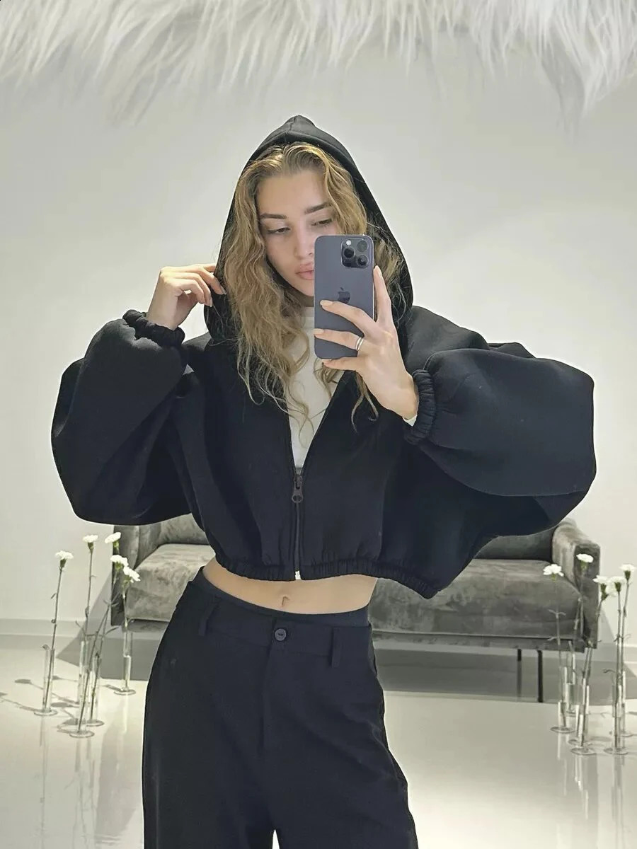 Womens Fashion Zipper Hooded Short Sweatshirt Y2K Solid Color Short Long-sleeved Cardigan Loose Waist Coat 240812