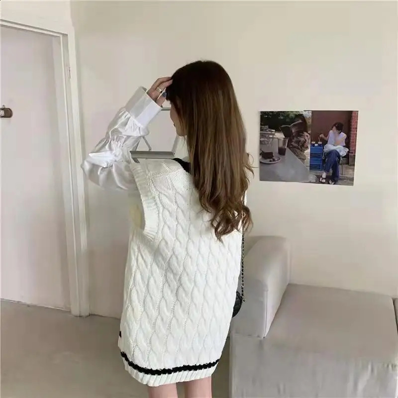 White Japanese Harajuku Kawaii Sweater Women Fairycore Preppy Style Long Sleeve Sweaters Korean Fashion Two Piece Set Clothes 240812