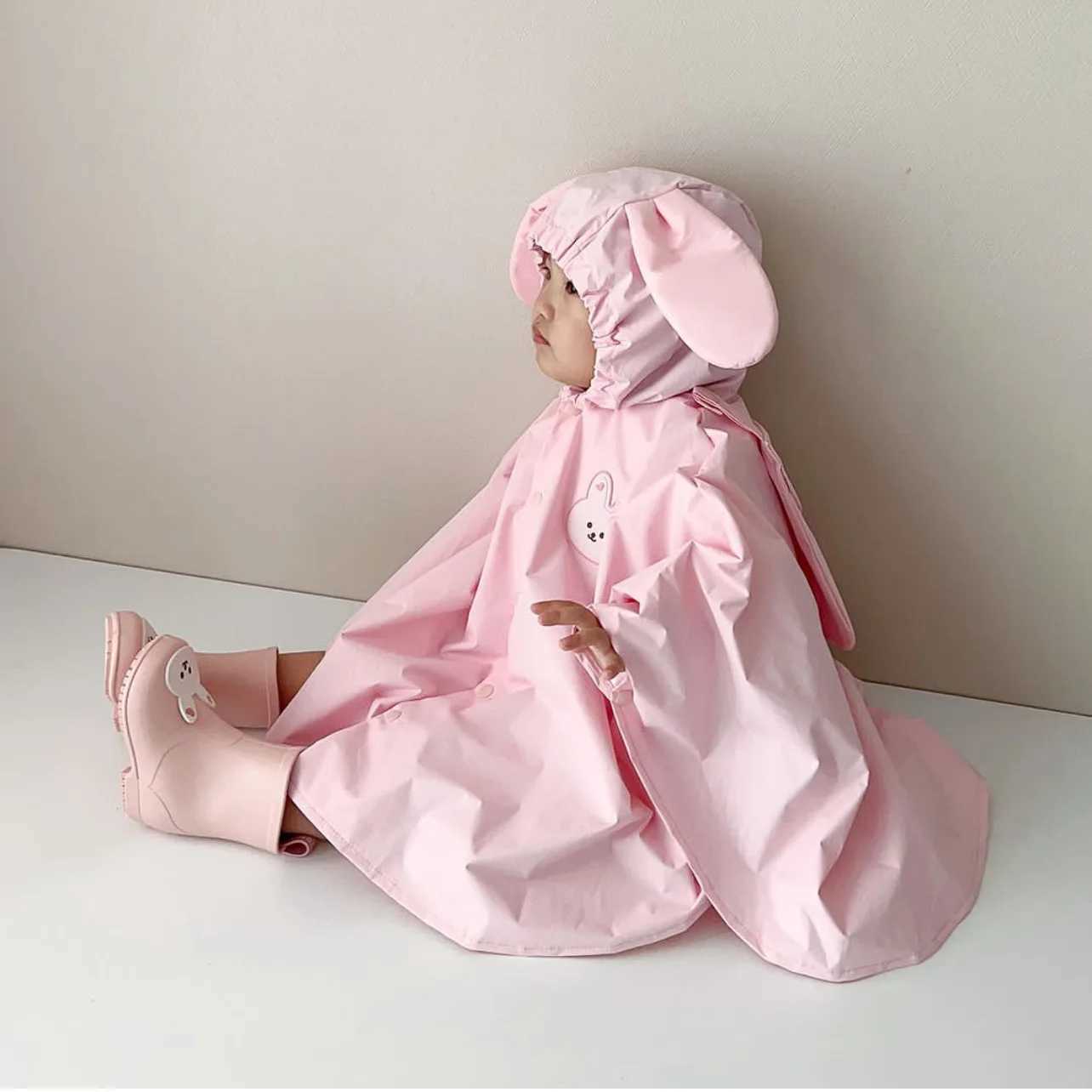 Korean Childrens Raincoat Cape Bear Cartoon Baby Raincoat Boy Girl Child Raincoat Kindergarten Baby Raincoat Y240810