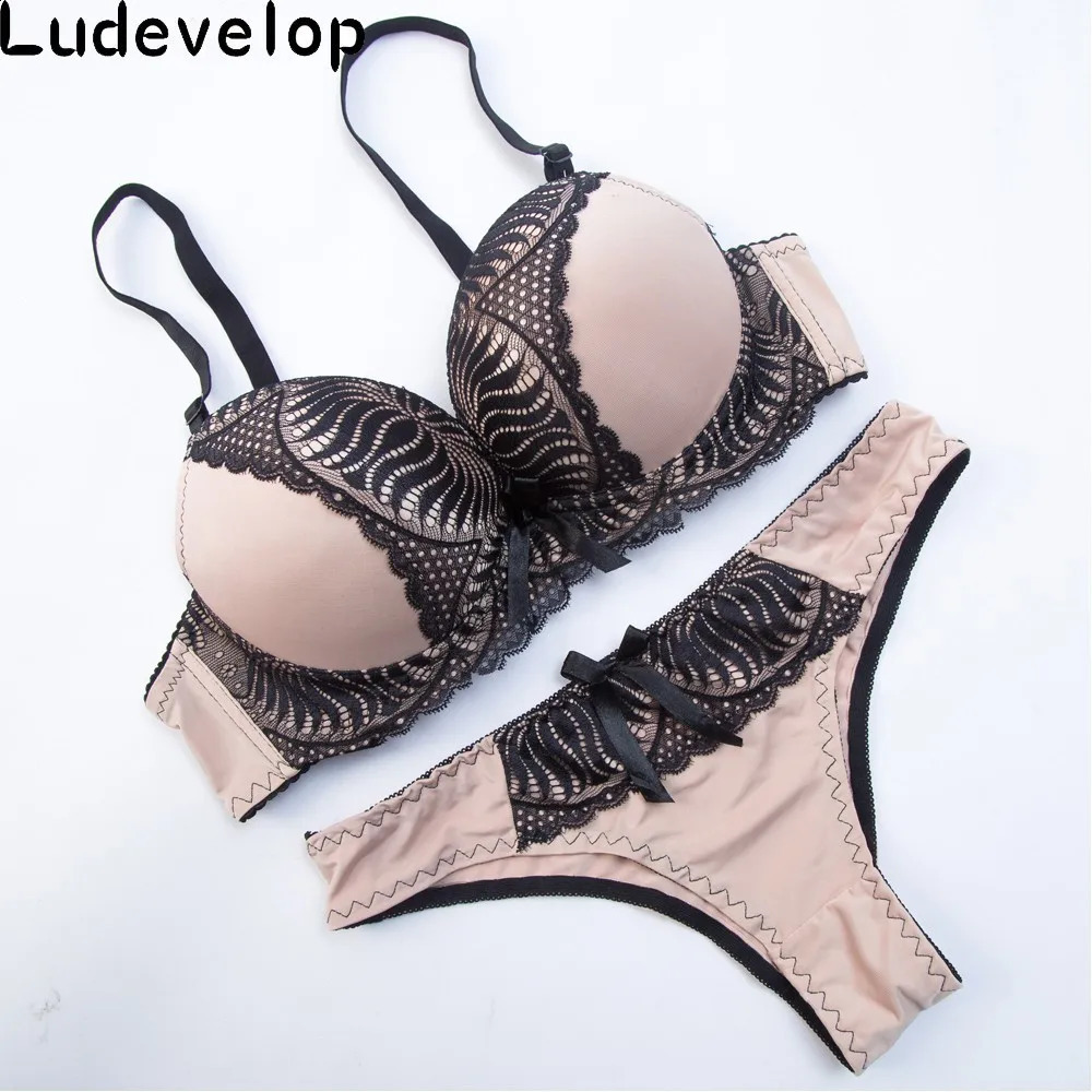Ludevelop Womens underwear Set Lace Sexy Push-up Bra And Panty Sets Bow Comfortable Brassiere Young Bra Deep V Lingerie 240812