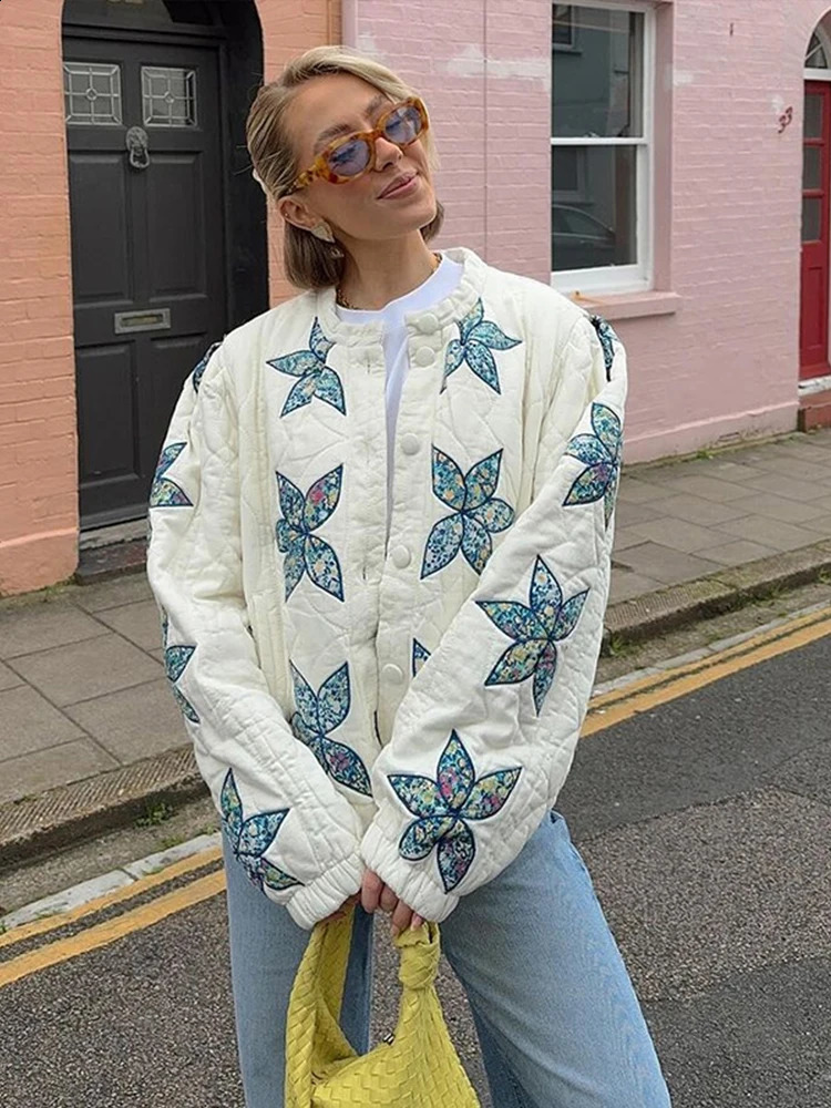 Fashion Star Floral Print Quilted Bomber Jacket For Women Elegant O-neck Long Sleeve Cotton Coat 2024 Autumn Lady Chic Outerwear 240809